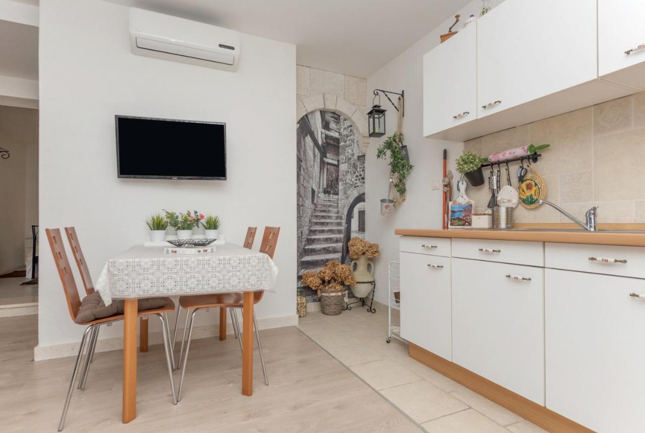 Apartmani Antunovic Подгора Экстерьер фото