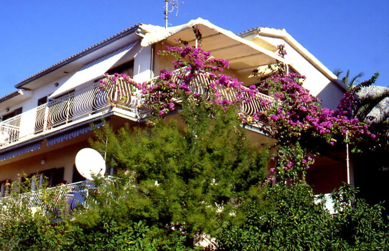 Apartmani Antunovic Подгора Экстерьер фото